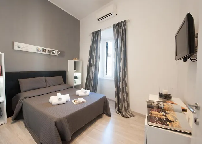 Nazionale 221 Luxury Daire Roma