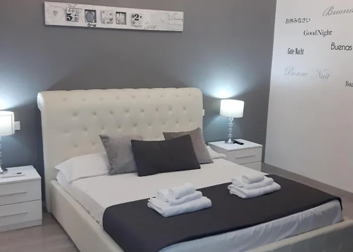 Nazionale 221 Luxury Daire Roma